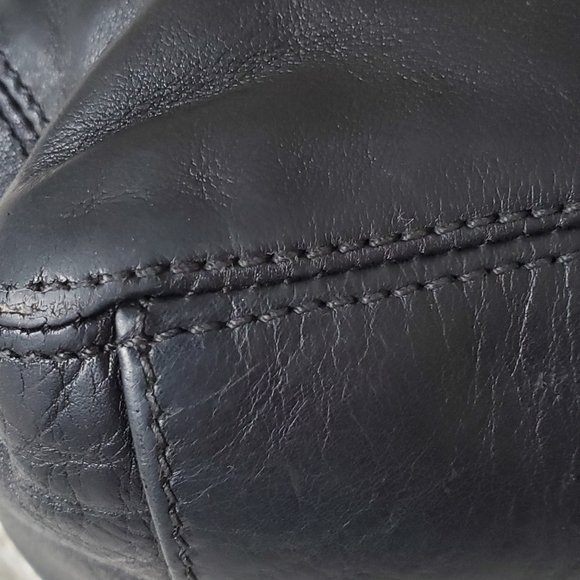 Chanel tote bag - Picture 6 of 16